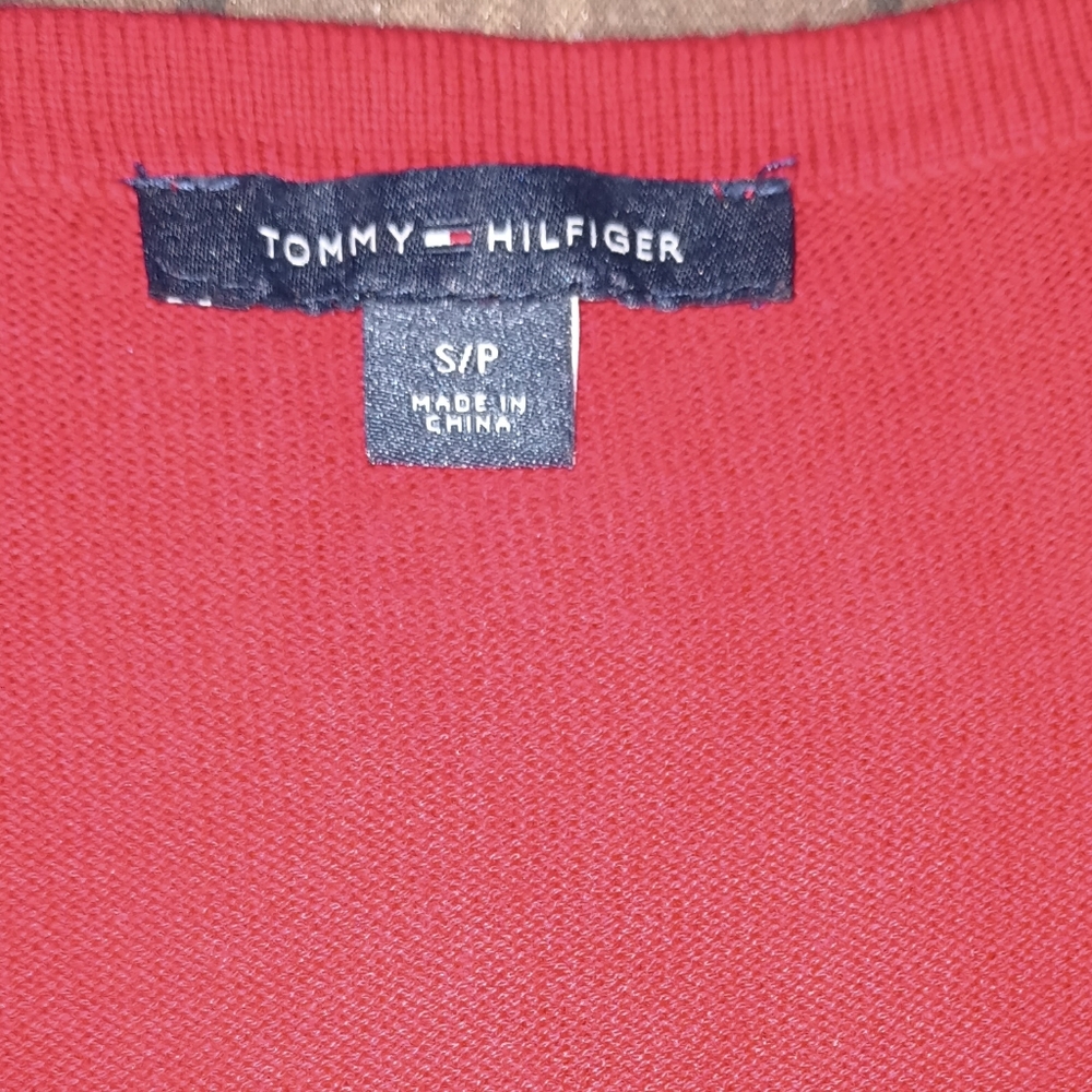 Tommy Hilfiger Red Sweater with Gold Pattern S - Picture 2 of 8